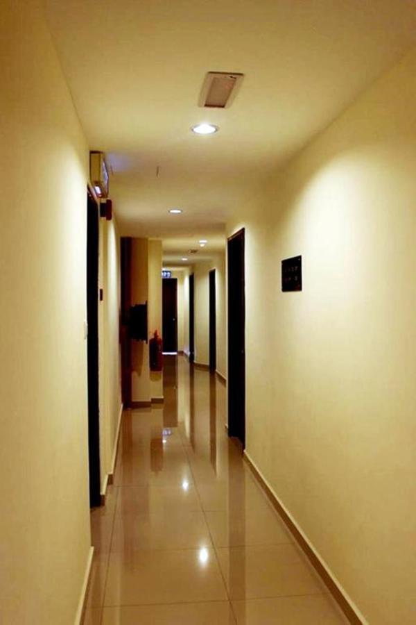 Hotel Sara'S Inn, Shah Alam Exterior foto
